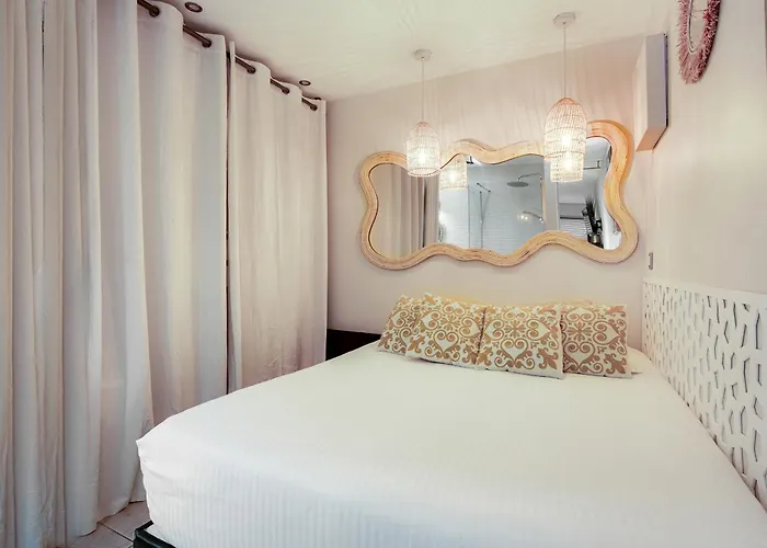 Cap D'agde - Village Naturiste * アグド